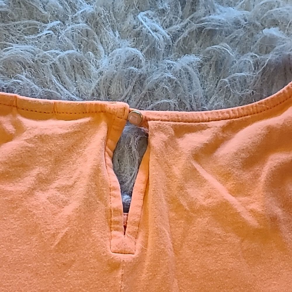 Lands end bright orange soft cotton stretch‎ tshirt with flowy back size large - Picture 8 of 8